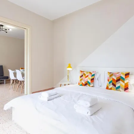 Psirri Place Economy Apartments Centrally Located-3