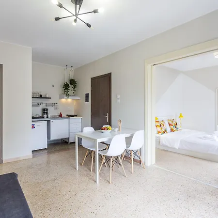 Psirri Place Economy Apartments Centrally Located-3